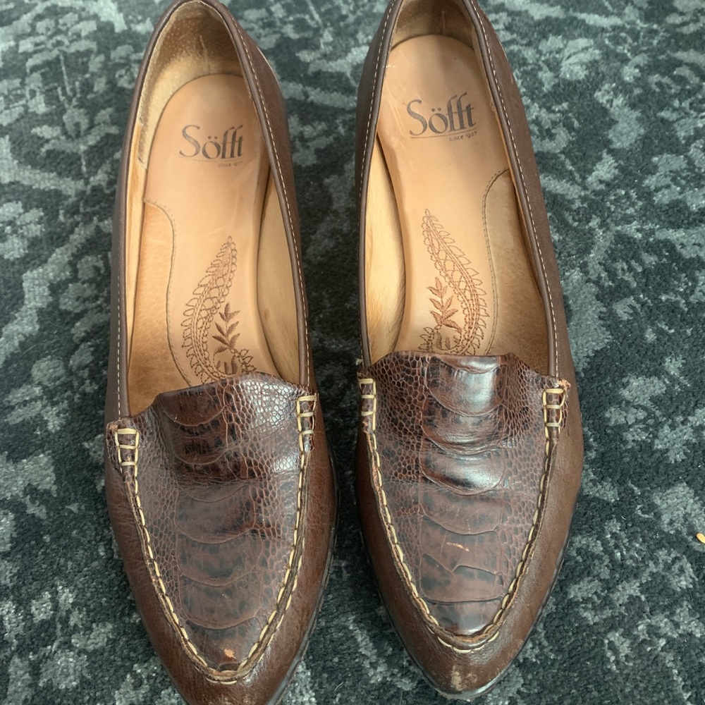 Sofft brand brown leather heels